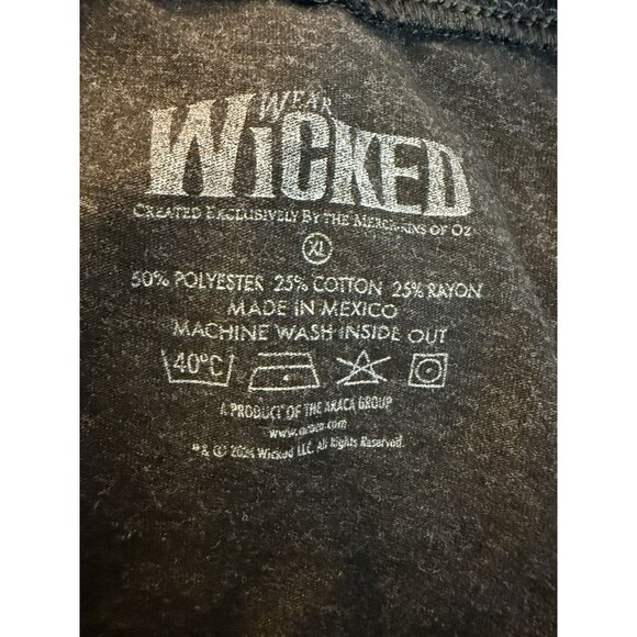 Wicked Broadway Musical Womens T-Shirt Graphic Tee Theater Size XL - Picture 5 of 5